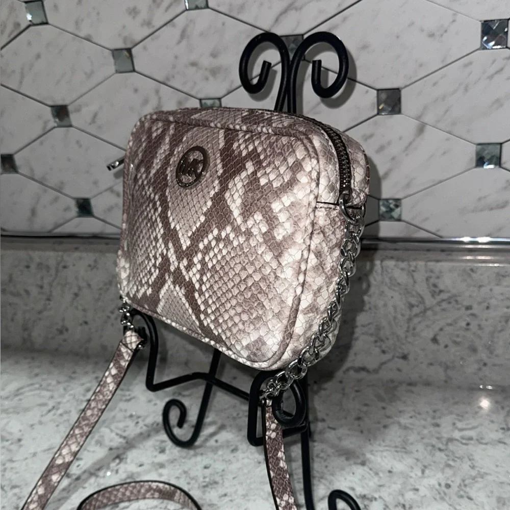 Michael Kors Snake Print Crossbody Bag Cindy Leather Purse AUTHENTIC Like New - Picture 3 of 12